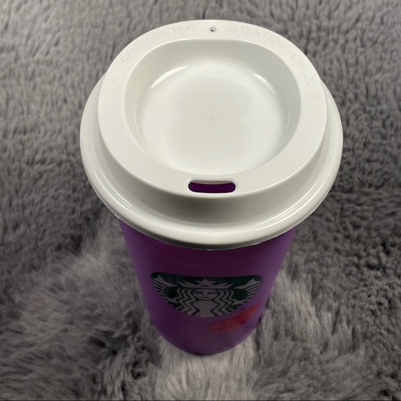 Color changing Starbucks Lips Valentine’s Cup - Picture 4 of 7